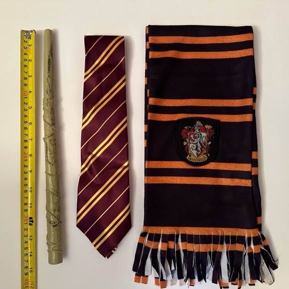 Harry Potter Halloween Costume accessories - wand, Gryffindor scarf, and tie - Picture 2 of 6